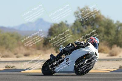 media/Oct-30-2025-Racers Edge (Thu) [[dabbdaf680]]/2-A Group/Session 5 (Turn 7)/